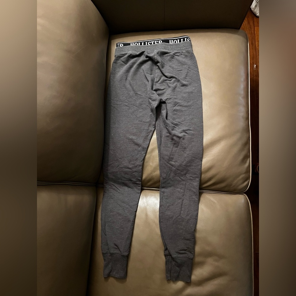 Hollister Logo Waistband Women's Gray Joggers - Picture 11 of 13